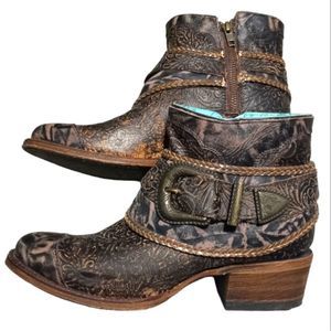 Corral Women's Floral Embossed Strap Round Nose Frances Boots Size 8 Brown